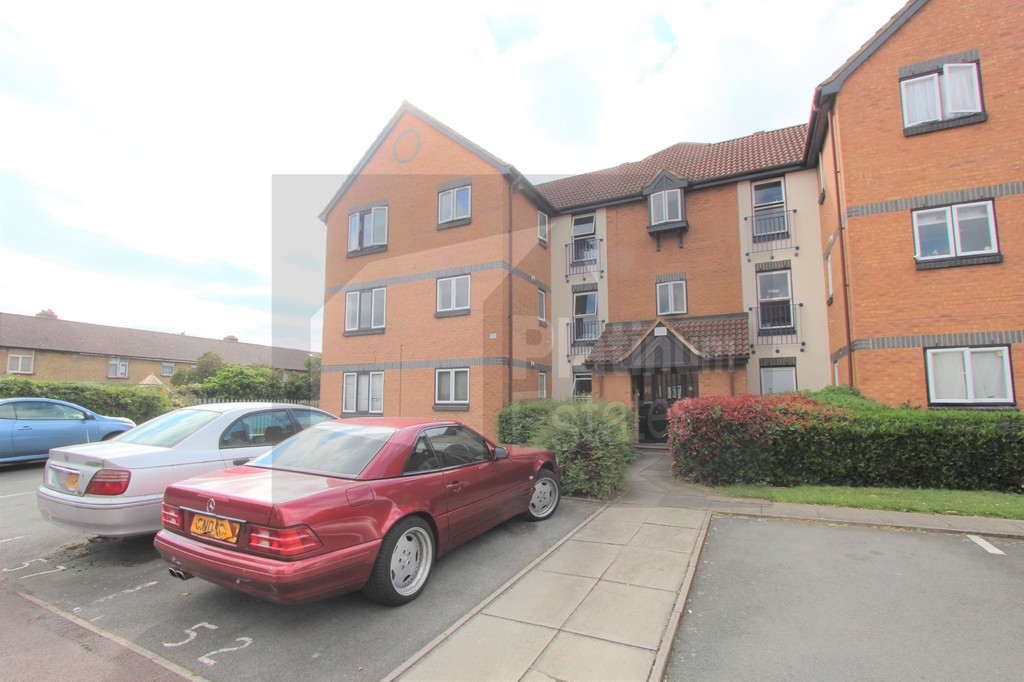 Swaythling Close, Edmonton, N18