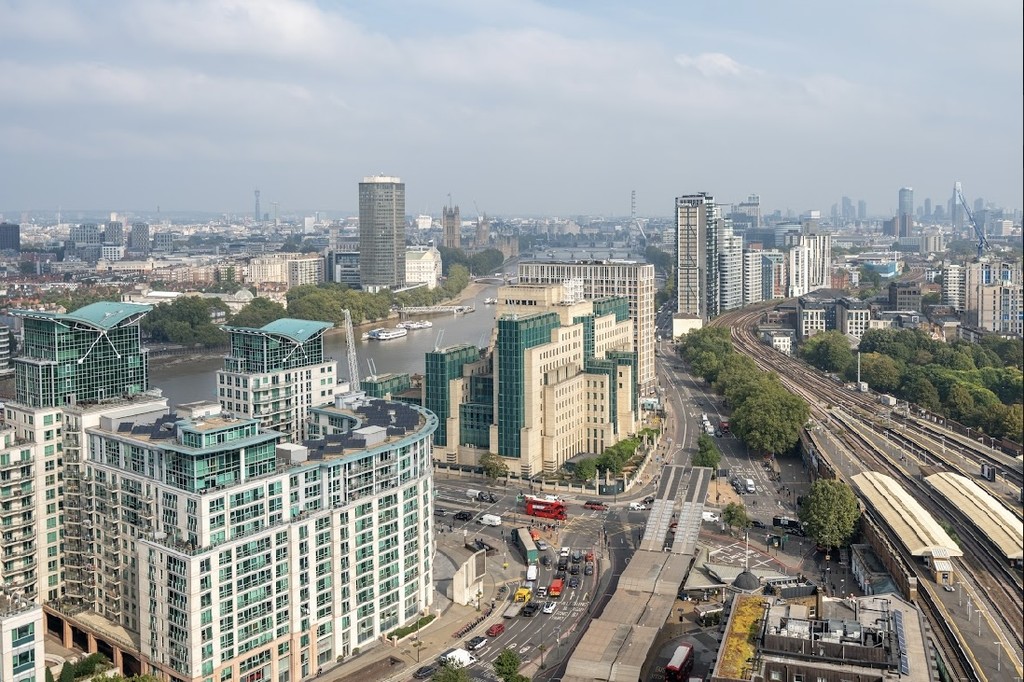 Bondway, London