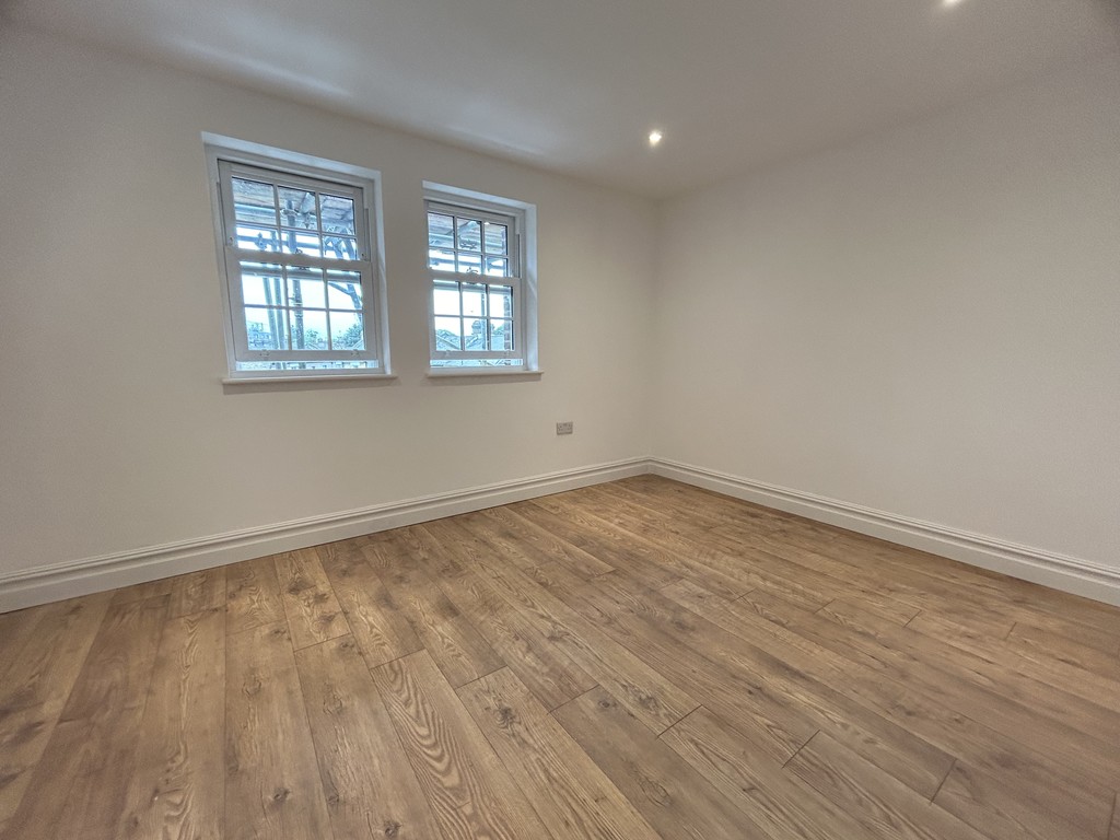Hollybush Street, E13