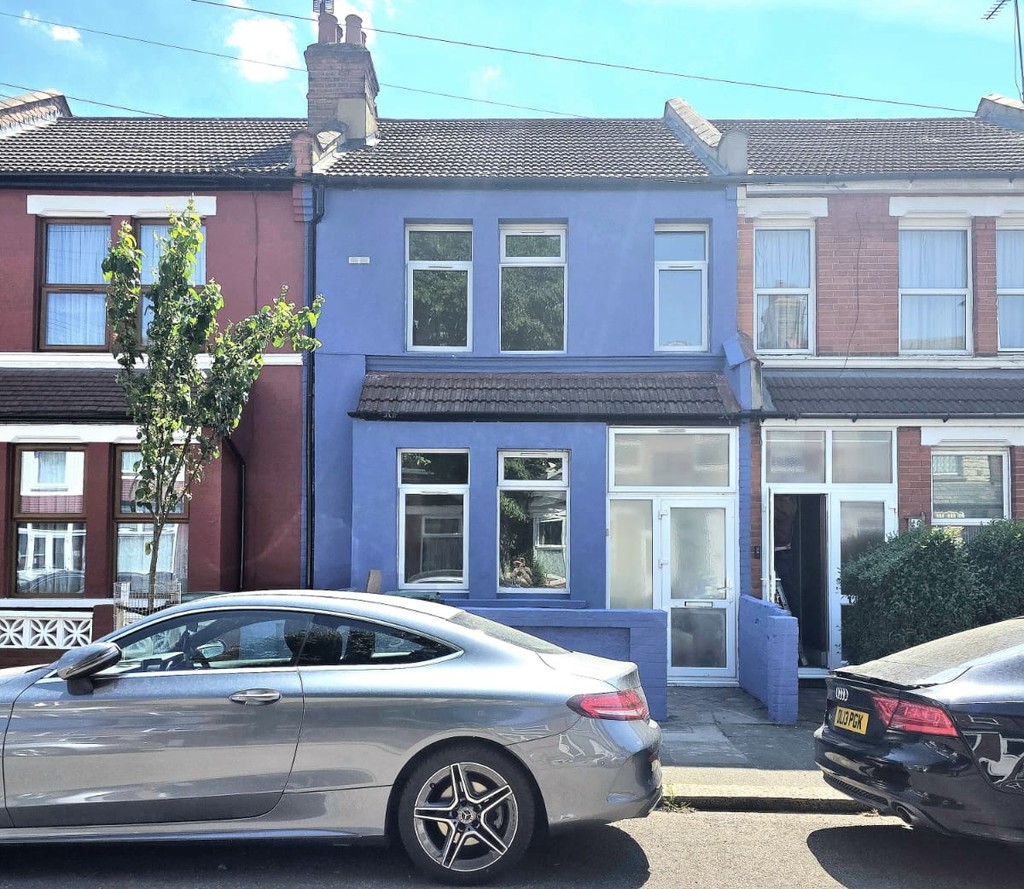 Rosebery Avenue, London, N17